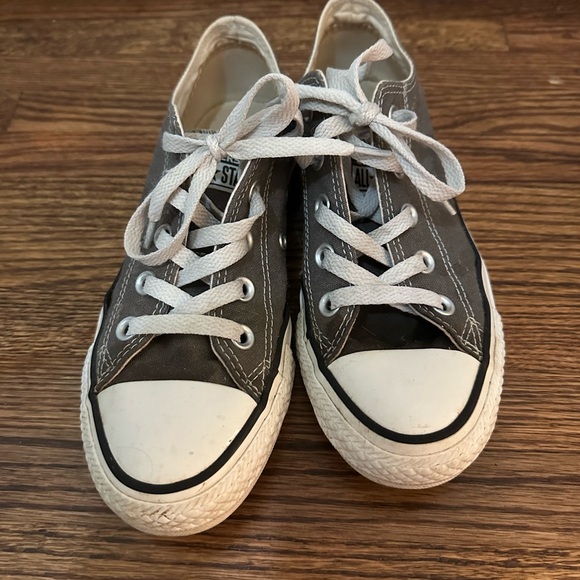 Converse All Stars Chuck Taylor Size kids 5.5 (also fits women’s 6.5) - Picture 5 of 6